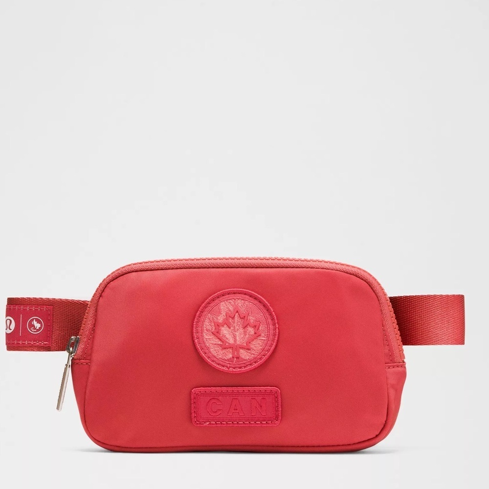 ✨NWT✨ Lululemon: Future Legacy Everywhere Belt Bag Mini